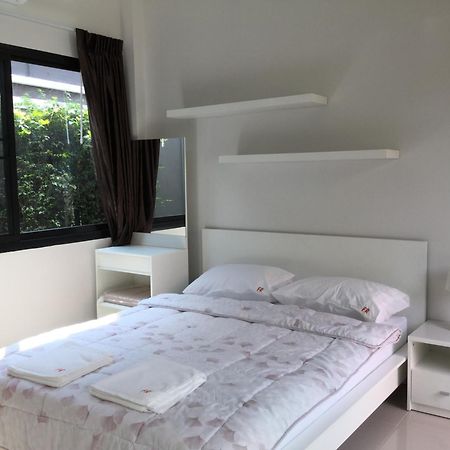 Fairtex Residence Pattaya Zimmer foto
