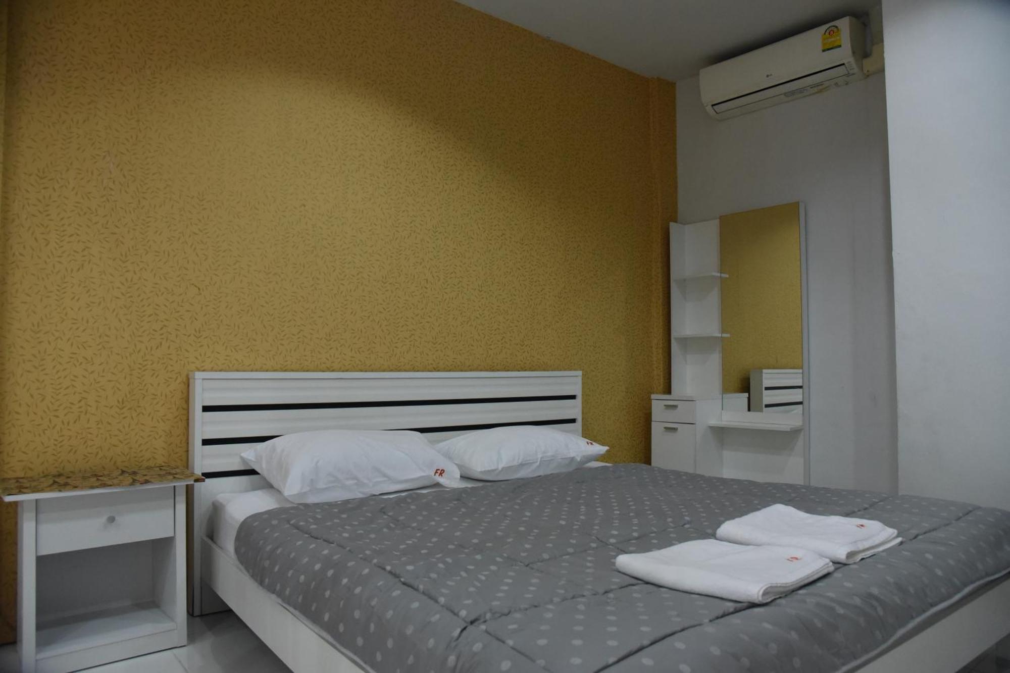 Fairtex Residence Pattaya Zimmer foto